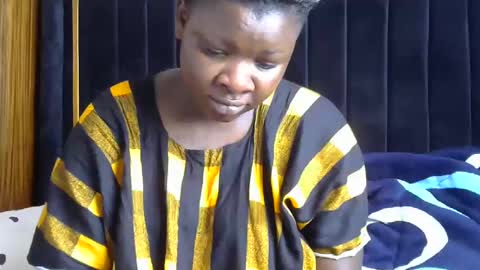 pretty_gaal online show from 12.03.24