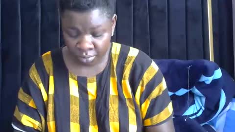 pretty_gaal online show from 02.04.25