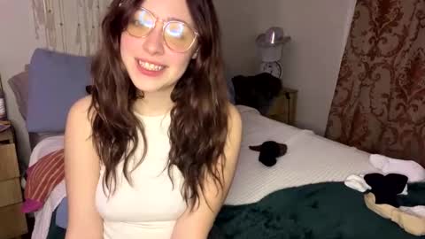 Sophie  online show from 01.10.25