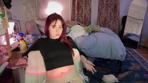 Sophie  online show from 02.18.25