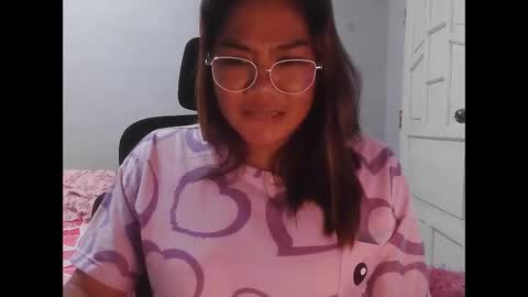 pretty_jewel05 online show from 05.21.26