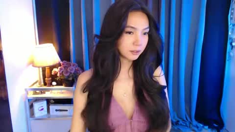 Snapshot of pretty_kimxxx chatting on 09.09.25 Kim online show from 09.09.25