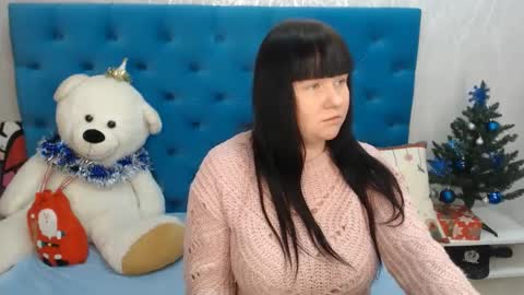 Snapshot of pretty_malika chatting on 12.26.24 pretty_malika online show from 12.26.24