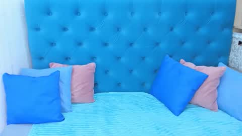 Snapshot of pretty_malika chatting on 09.27.25 pretty_malika online show from 09.27.25