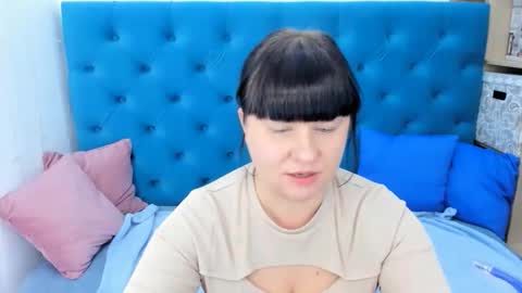 Snapshot of pretty_malika chatting on 10.21.25 pretty_malika online show from 10.21.25