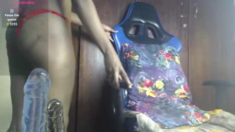 pretty_petite10 online show from 09.22.25