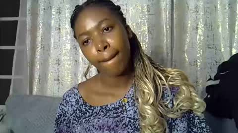 pretty_petite24 online show from 02.21.26