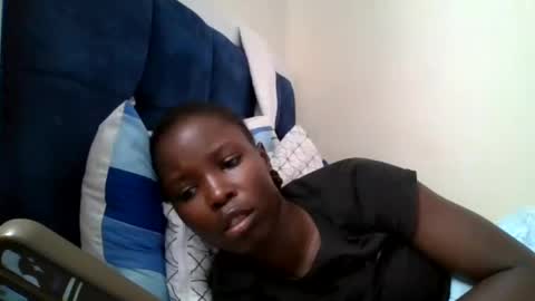 pretty_petite_ebony online show from 07.12.26