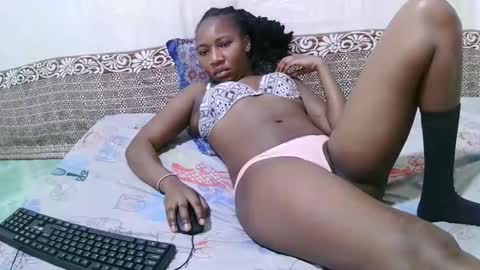 pretty_sally5 online show from 02.22.25