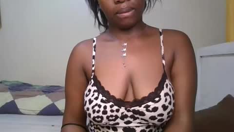 pretty_shila online show from 10.18.25