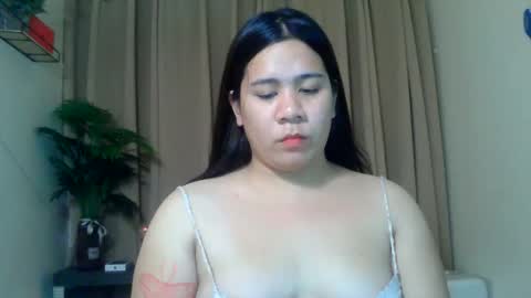 pretty stela online show from 11.09.25