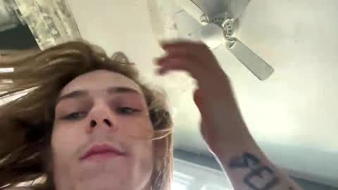 Snapshot of pretty_tootsie chatting on 03.24.26 pretty_tootsie online show from 03.24.26