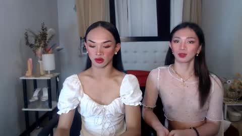 Snapshot of prettyakhira chatting on 02.18.25 prettyakhira online show from 02.18.25