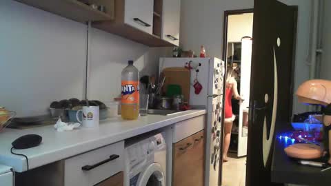 Alma online show from 12.25.24