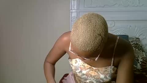 Auraa online show from 09.14.25