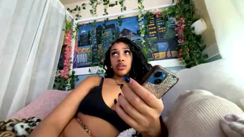 Snapshot of prettyblackgal chatting on 02.22.26 prettyblackgal online show from 02.22.26