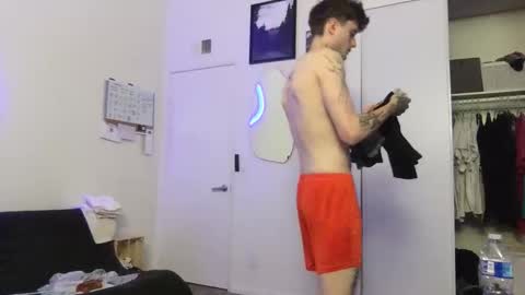 pretty boy online show from 11.29.25