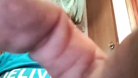 Snapshot of prettyboytatted69 chatting on 02.02.25 Prettyslangin69 FYPM online show from 02.02.25