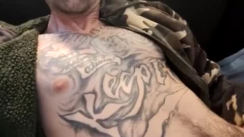 Snapshot of prettyboytatted69 chatting on 03.02.25 Prettyslangin69 FYPM online show from 03.02.25