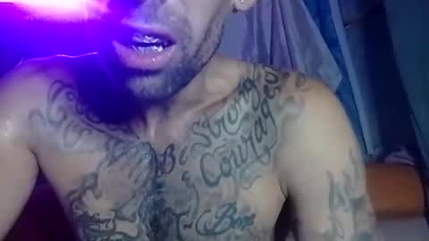 Snapshot of prettyboytatted69 chatting on 10.09.25 Prettyslangin69 FYPM online show from 10.09.25