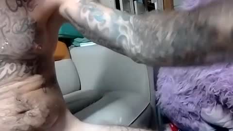 Snapshot of prettyboytatted69 chatting on 10.14.25 Prettyslangin69 FYPM online show from 10.14.25