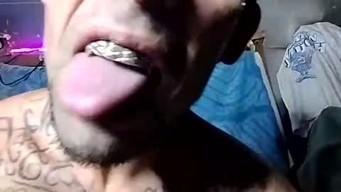 Snapshot of prettyboytatted69 chatting on 10.17.25 Prettyslangin69 FYPM online show from 10.17.25