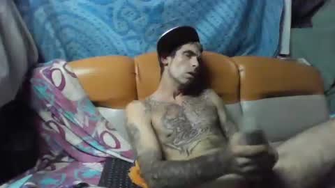 Snapshot of prettyboytatted69 chatting on 10.31.25 Prettyslangin69 FYPM online show from 10.31.25