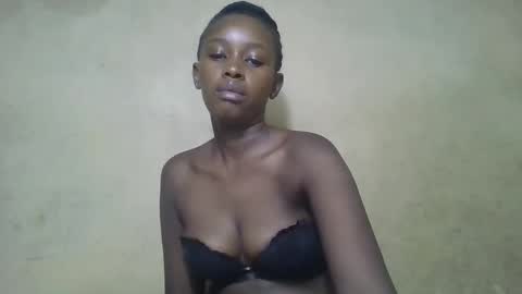 prettycarl_2 online show from 09.13.25