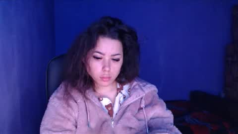 prettyjulliette online show from 12.30.24