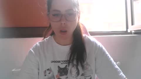 prettyjulliette online show from 05.25.26