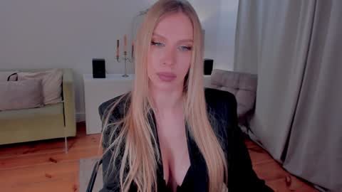 Eva online show from 01.11.25