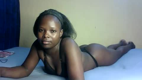 Melly online show from 10.03.25