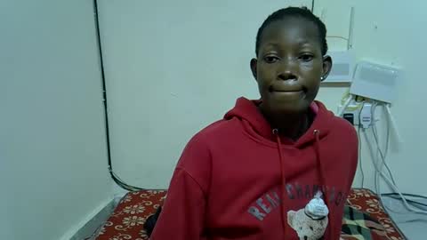 Snapshot of prettyqueen24 chatting on 11.09.25 Pretty Queen online show from 11.09.25