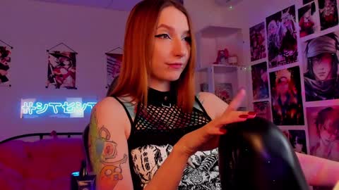 Snapshot of prettyreckess chatting on 12.23.24 Mila -NONUDE MODEL online show from 12.23.24