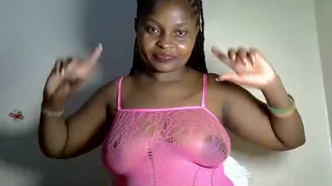 Snapshot of prettyriss chatting on 05.15.26 prettyriss online show from 05.15.26