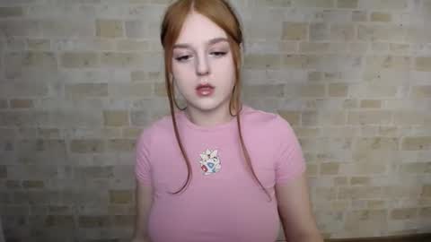 Snapshot of prettyvalerii_ chatting on 02.24.25 Valeri online show from 02.24.25