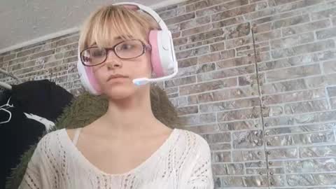 Stella online show from 03.25.26