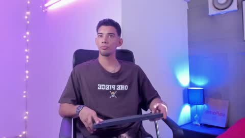 prince_arthur77 online show from 01.12.25