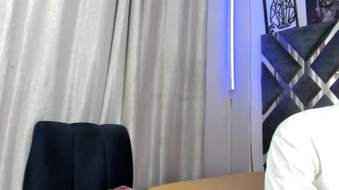 prince_arthur77 online show from 10.19.25