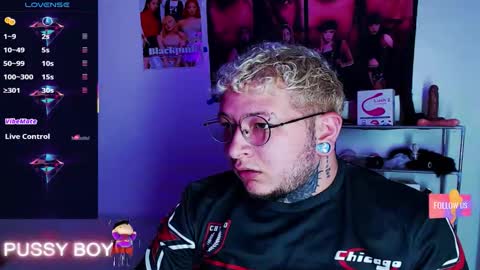 Snapshot of prince_ftm1 chatting on 03.11.26 Prince online show from 03.11.26