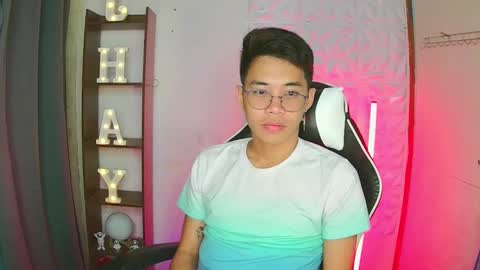 Snapshot of prince_harrison chatting on 10.29.25 prince_harrison online show from 10.29.25