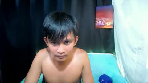 Snapshot of prince_zaijan chatting on 02.14.25 Prince Zaijan online show from 02.14.25