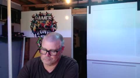 Snapshot of princepeircing chatting on 05.22.26 Princepiercing online show from 05.22.26