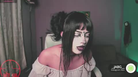 Snapshot of princesita_valija chatting on 10.12.25 Beth   online show from 10.12.25