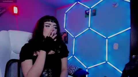 Snapshot of princesita_valija chatting on 10.23.25 Beth   online show from 10.23.25