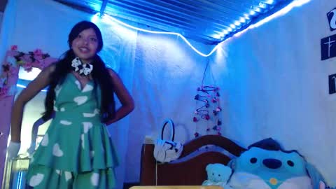 Snapshot of princess_elia chatting on 10.15.25  Elia  online show from 10.15.25