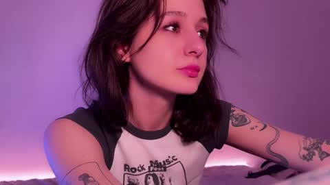 Snapshot of princess_euphoria chatting on 12.19.24 Kristina online show from 12.19.24