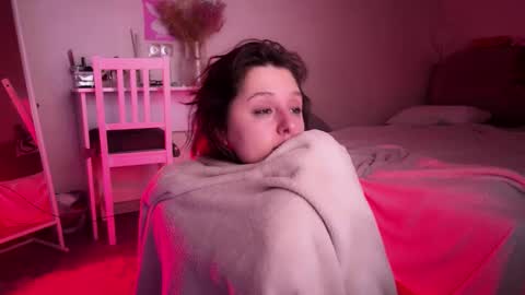 Snapshot of princess_euphoria chatting on 09.12.25 Kristina online show from 09.12.25