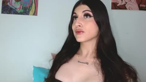 Sophie online show from 03.18.26