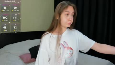 Snapshot of princess_sonya chatting on 07.18.26 Sonya online show from 07.18.26